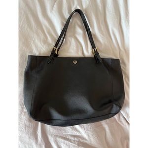 Tory Burch Black Saffiano Robinson Tote Size Large